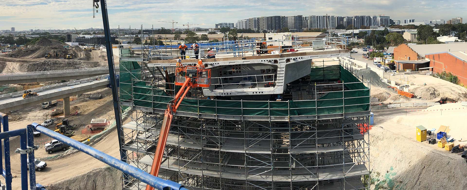 Falsework scaffolding example from the Build Fast Scaffolding team - M5 project in Sydney